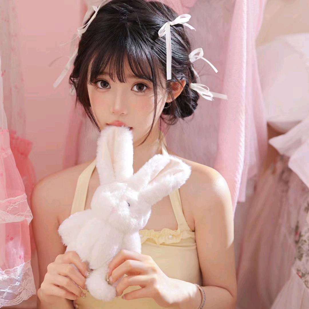 林月(人机妹妹版)