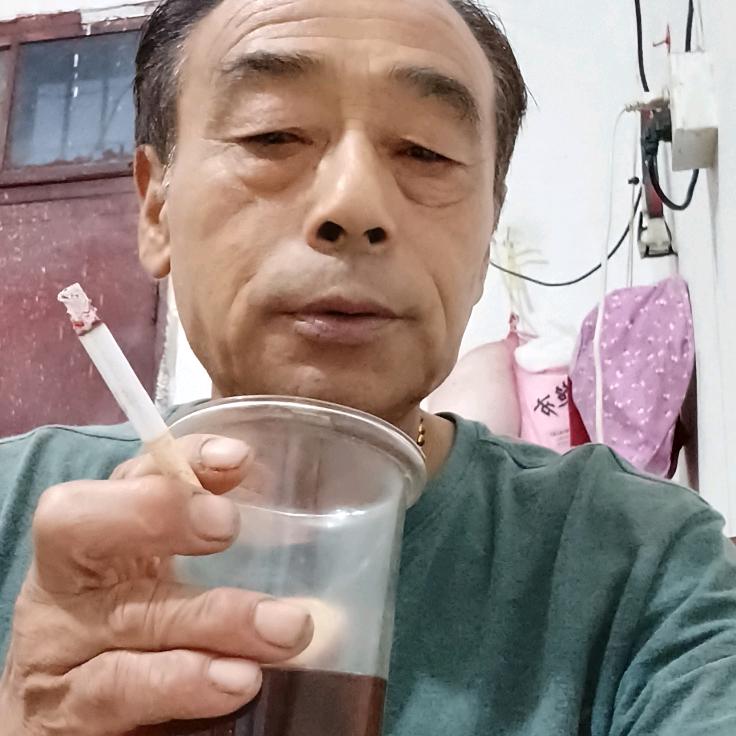 一根烟一杯酒