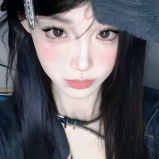 妍宝