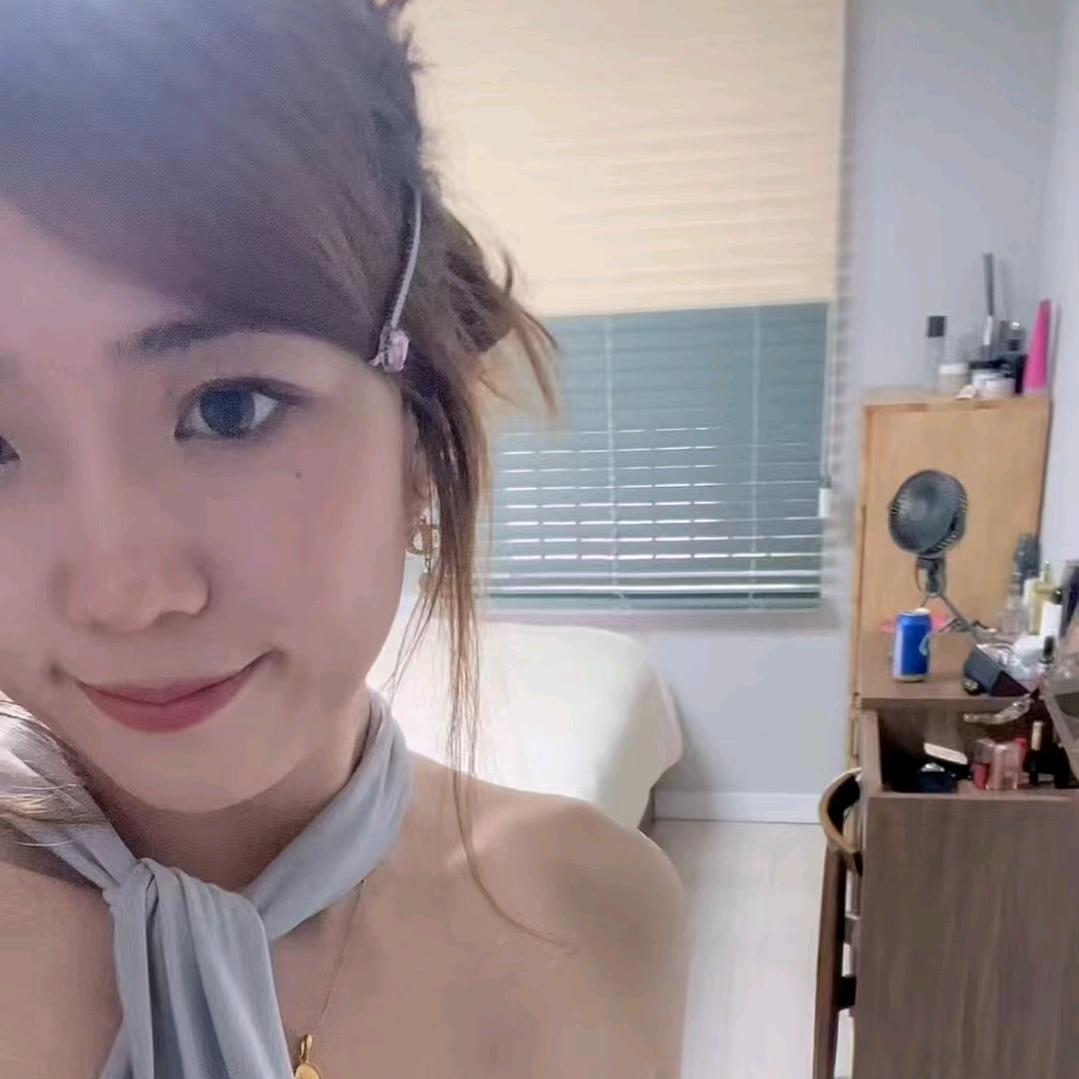 绿色夫妻（妻子）