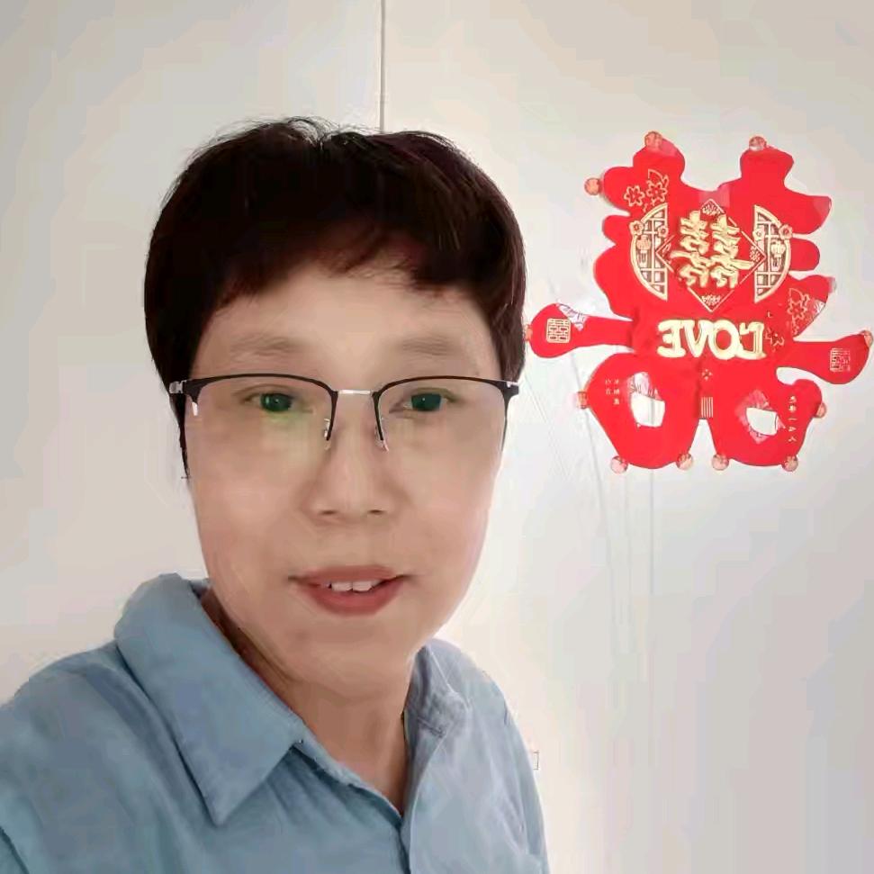 芳芳姐3(晚上8:55首播)开播号在主页