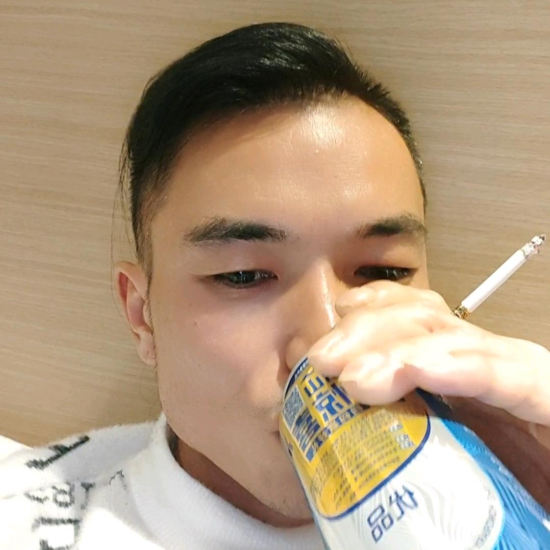 ʚ💋ི་ྀɞ独宠爱笑的眼睛💕