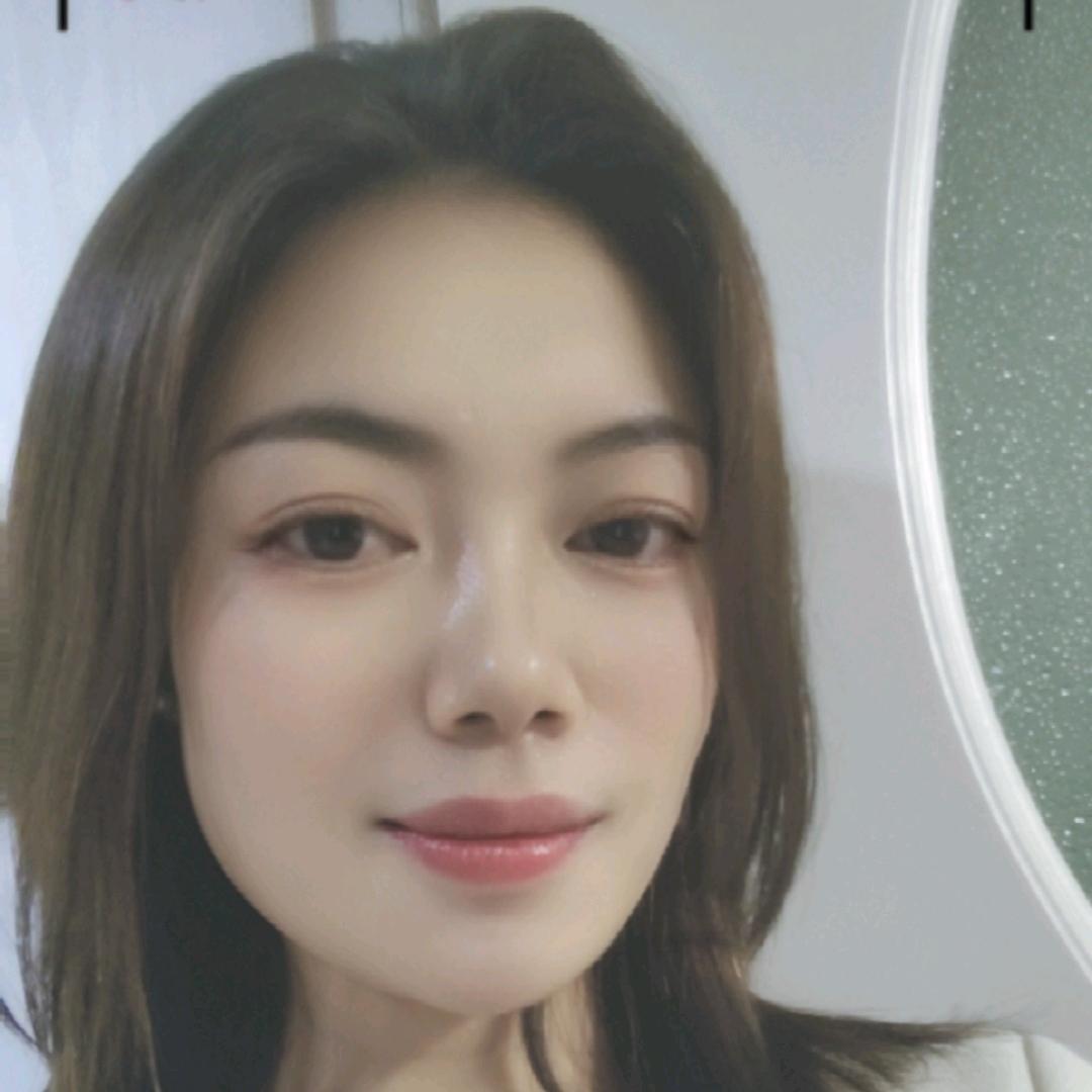 静姐朵朵妹