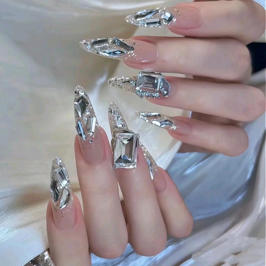 石家庄边小边美甲美睫