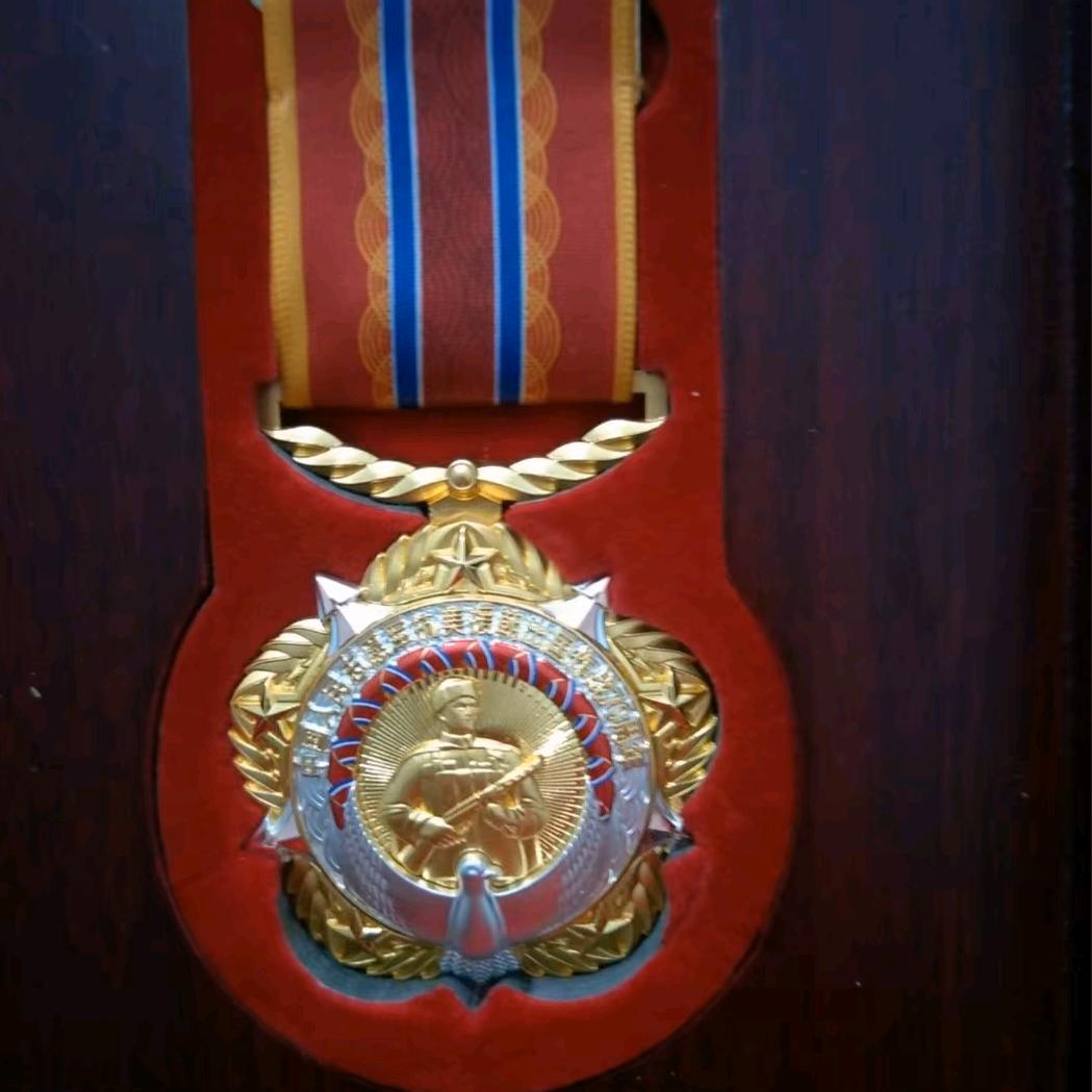 修一身正气赢天地！