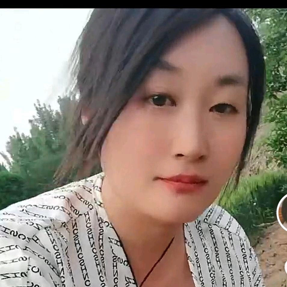 李十二（姐）