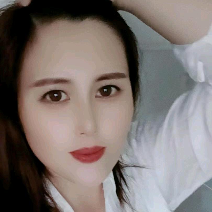 王霞幸福的小女