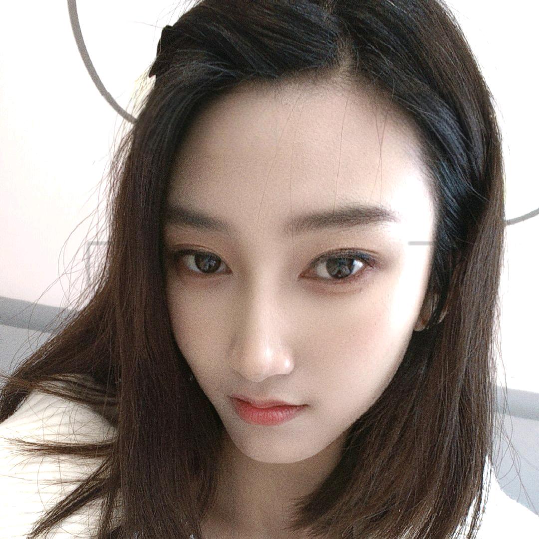 琪。