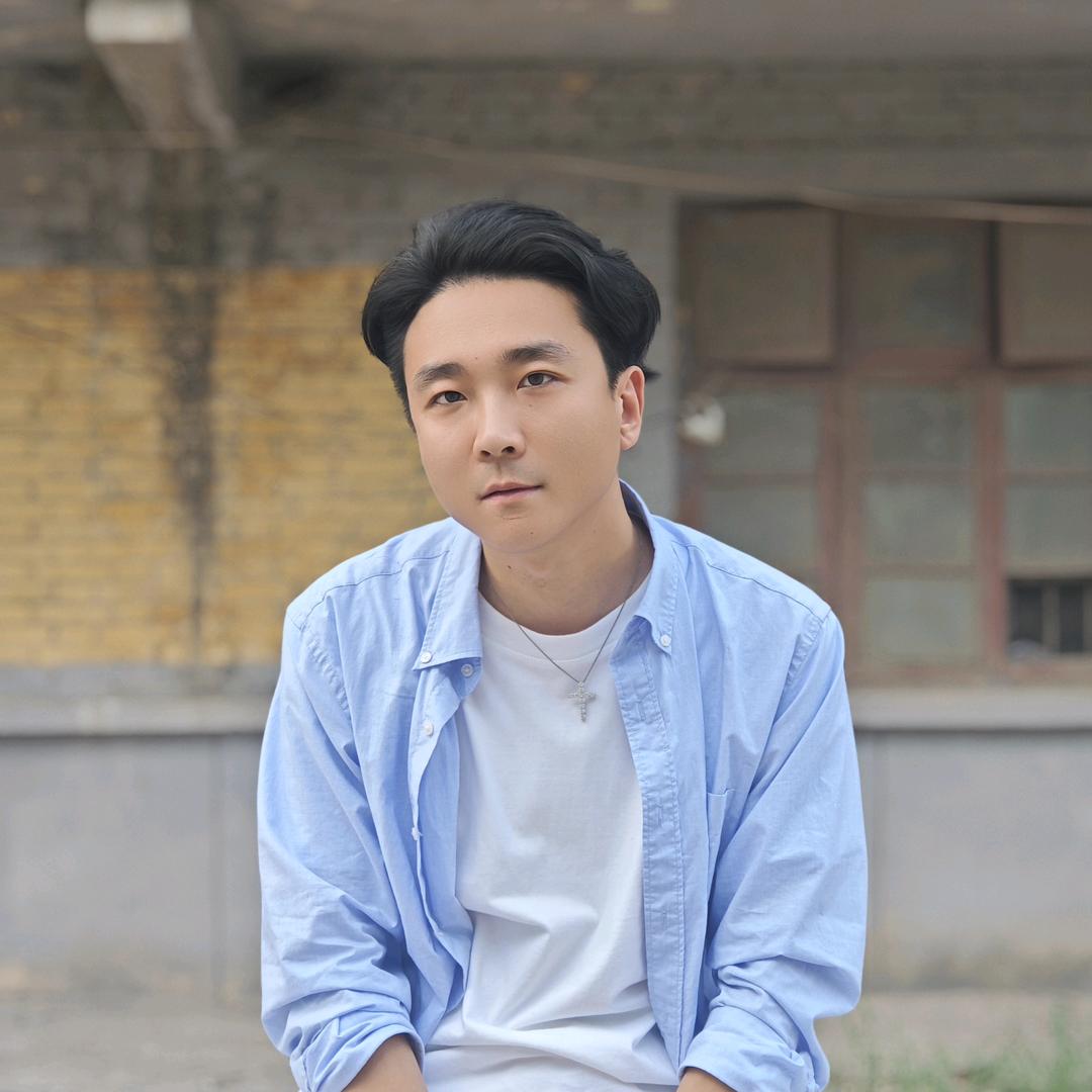 王雅泽