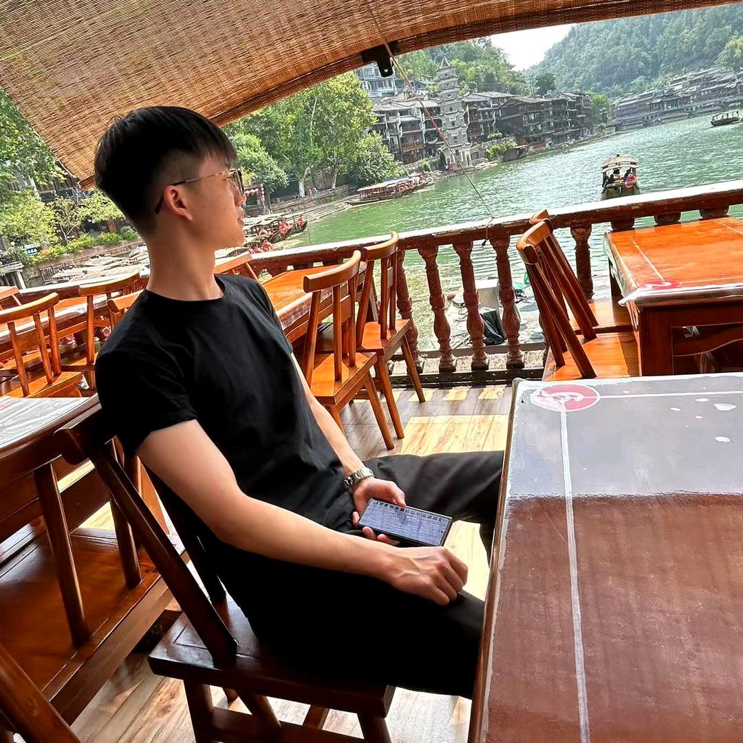 秦小布🎣