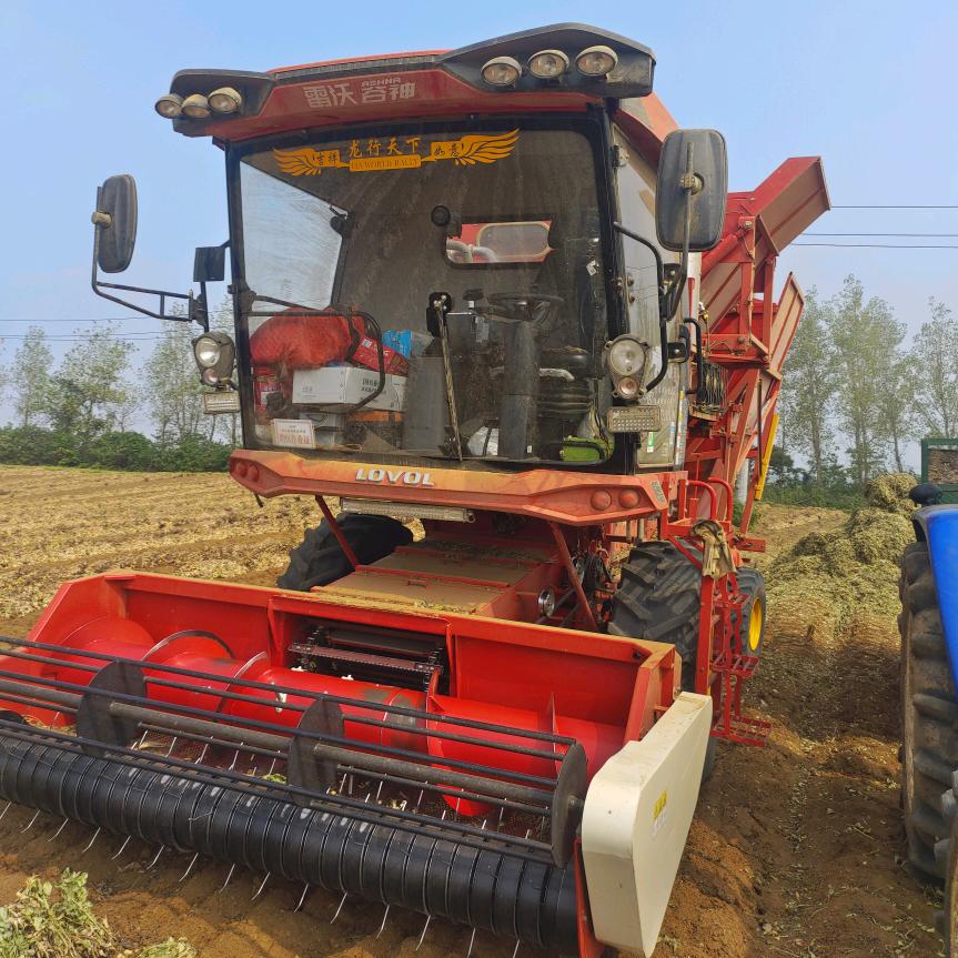 雷沃花生捡拾机专业车队全国跨区