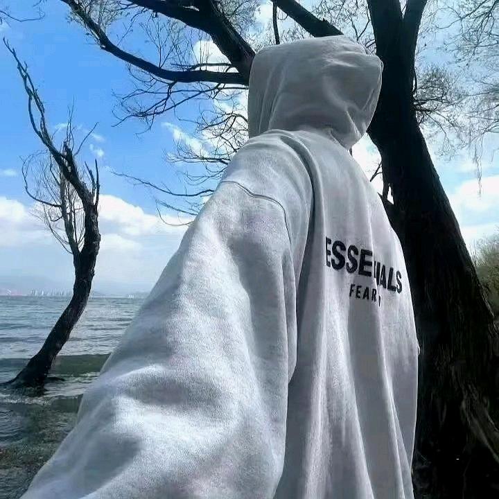 余余