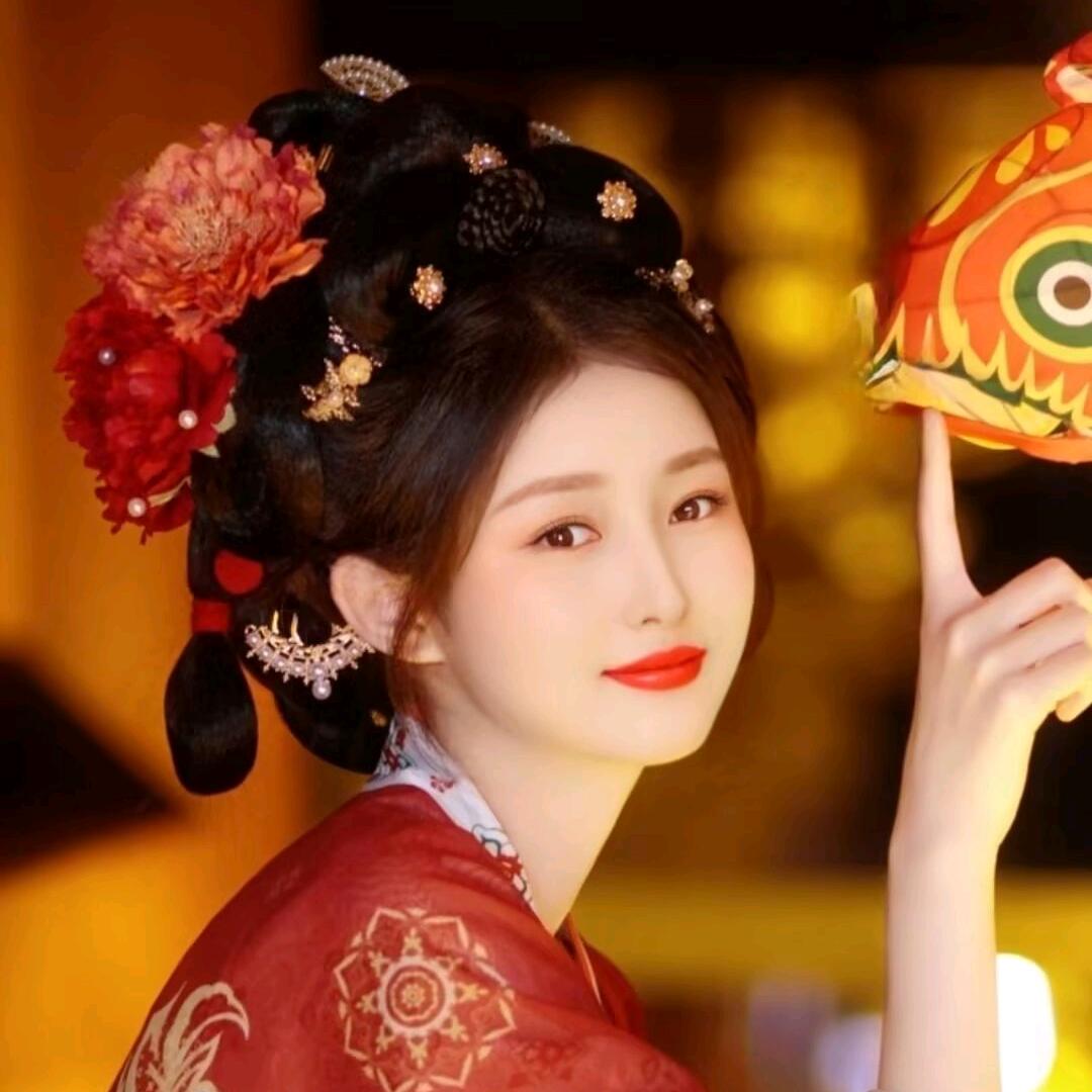 敏儿.