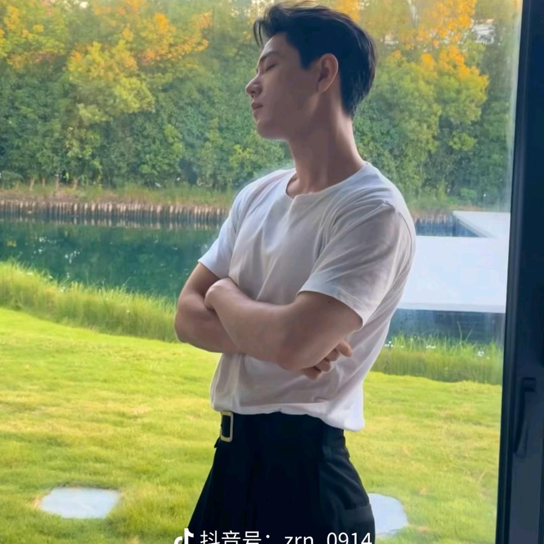 兔牙守护者🐰🦐