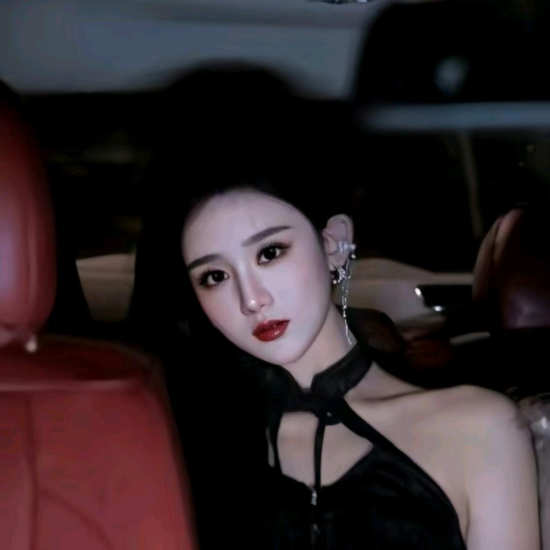 杨豆豆(宝藏穿搭 )