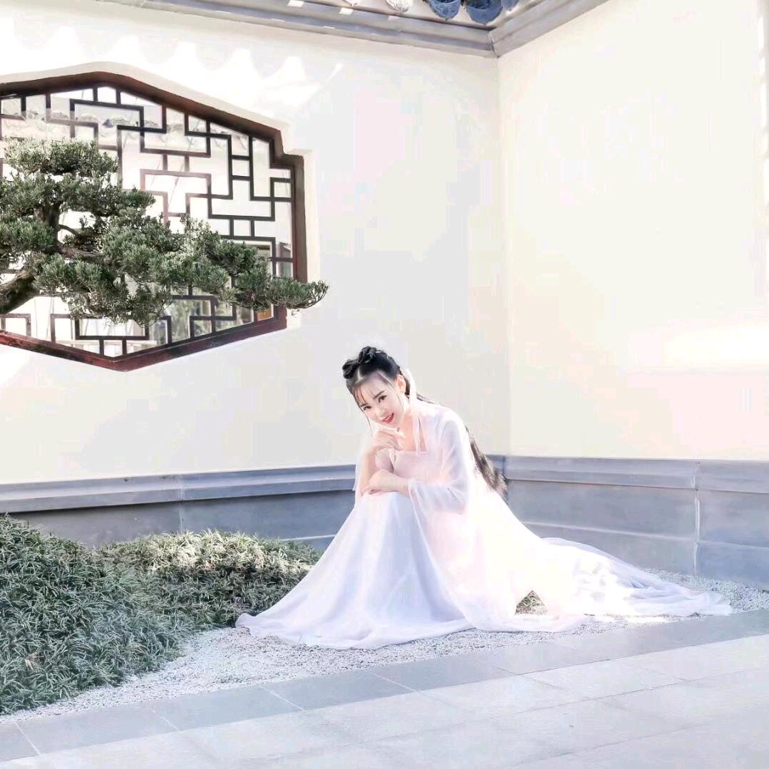 এ两岁半ﻬ