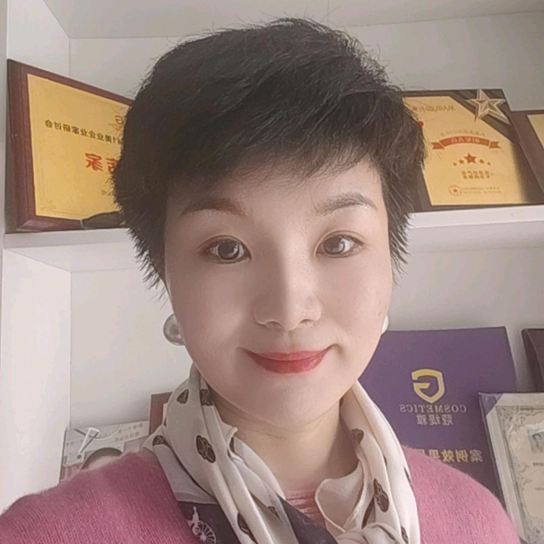 洪湖眉眼唇设计21年大霞