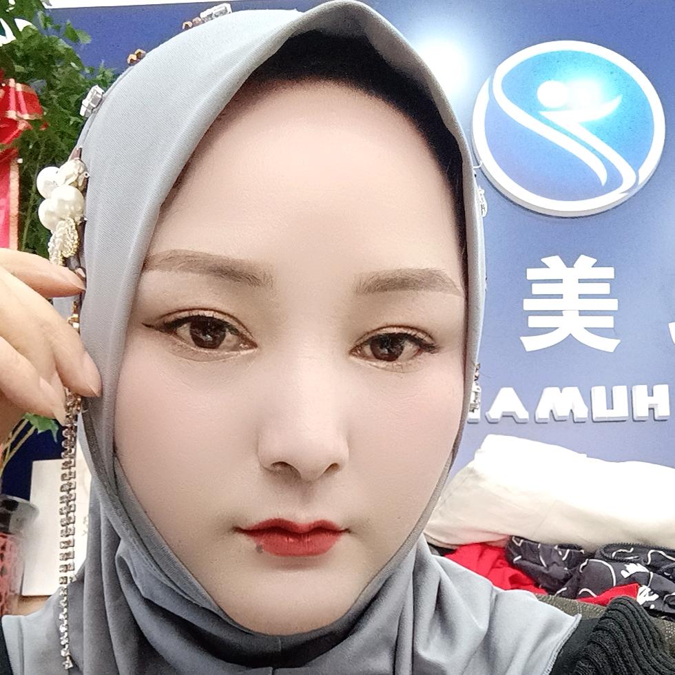 阿依舍民族帽子头巾商贸行