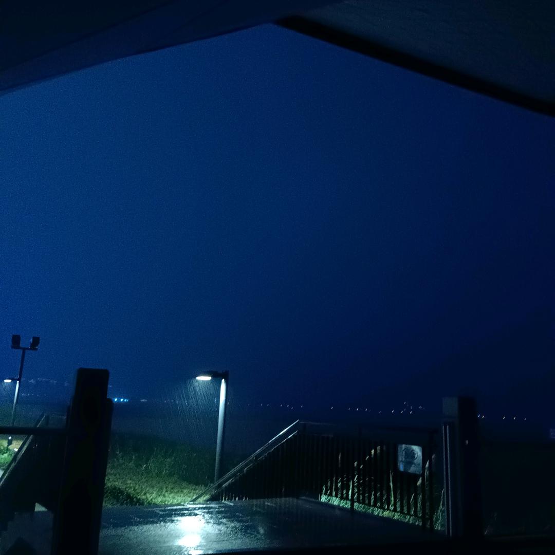 夜幕男孩