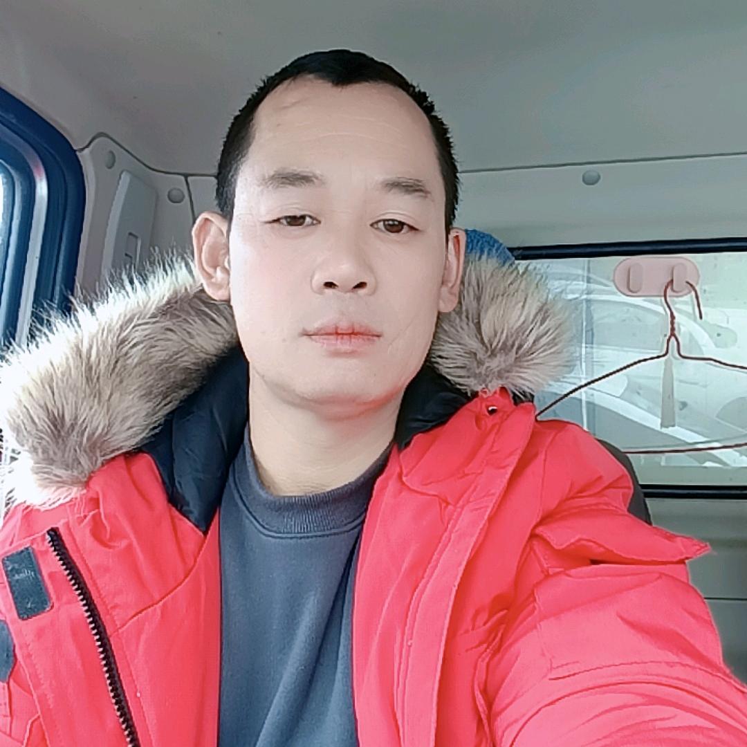 张爱：恩施高坪至海南专线4.2米冷藏车。