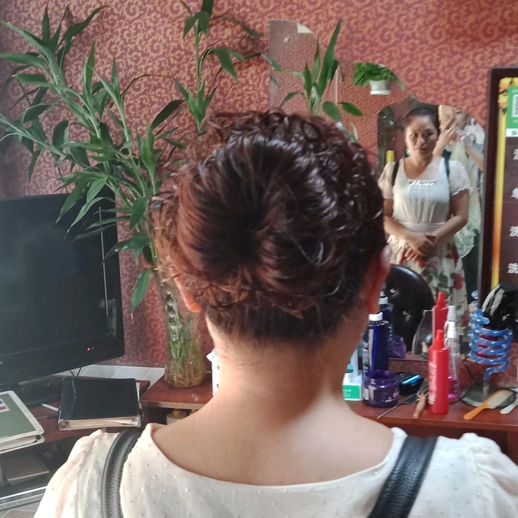 清( •͈ᴗ⁃͈)ᓂ- - -♡梦