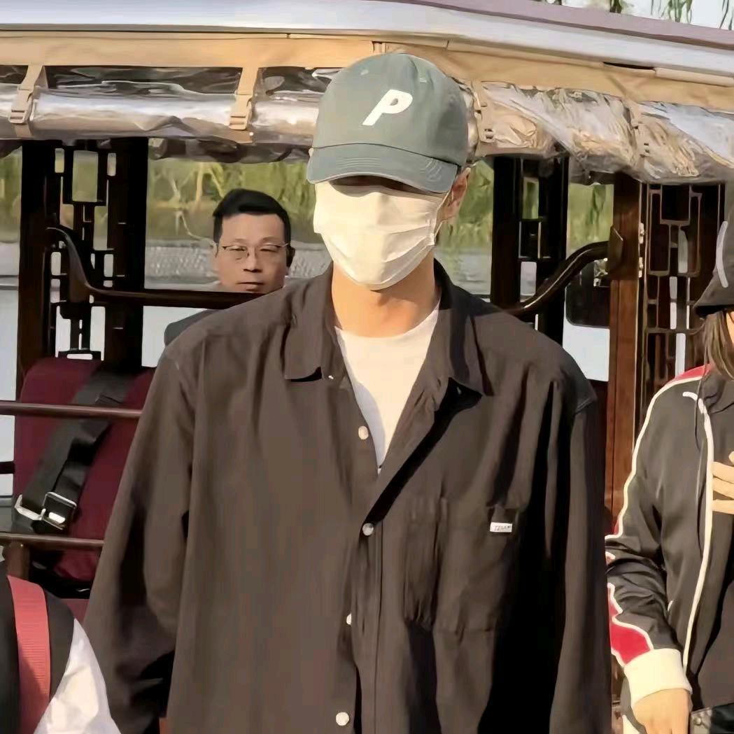 在绿岛湖健身房黄Sir