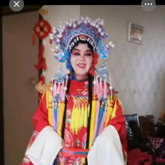 王娟芳