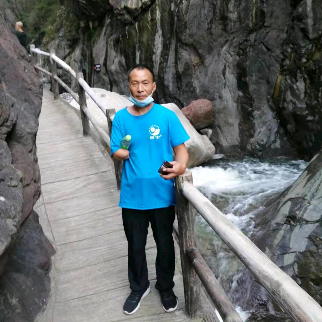 李小串