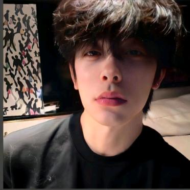 她在等他的晚安