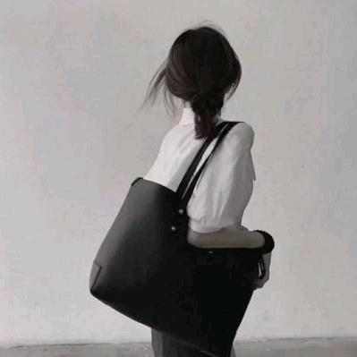 媛媛(❁´◡`❁)*✲゚*