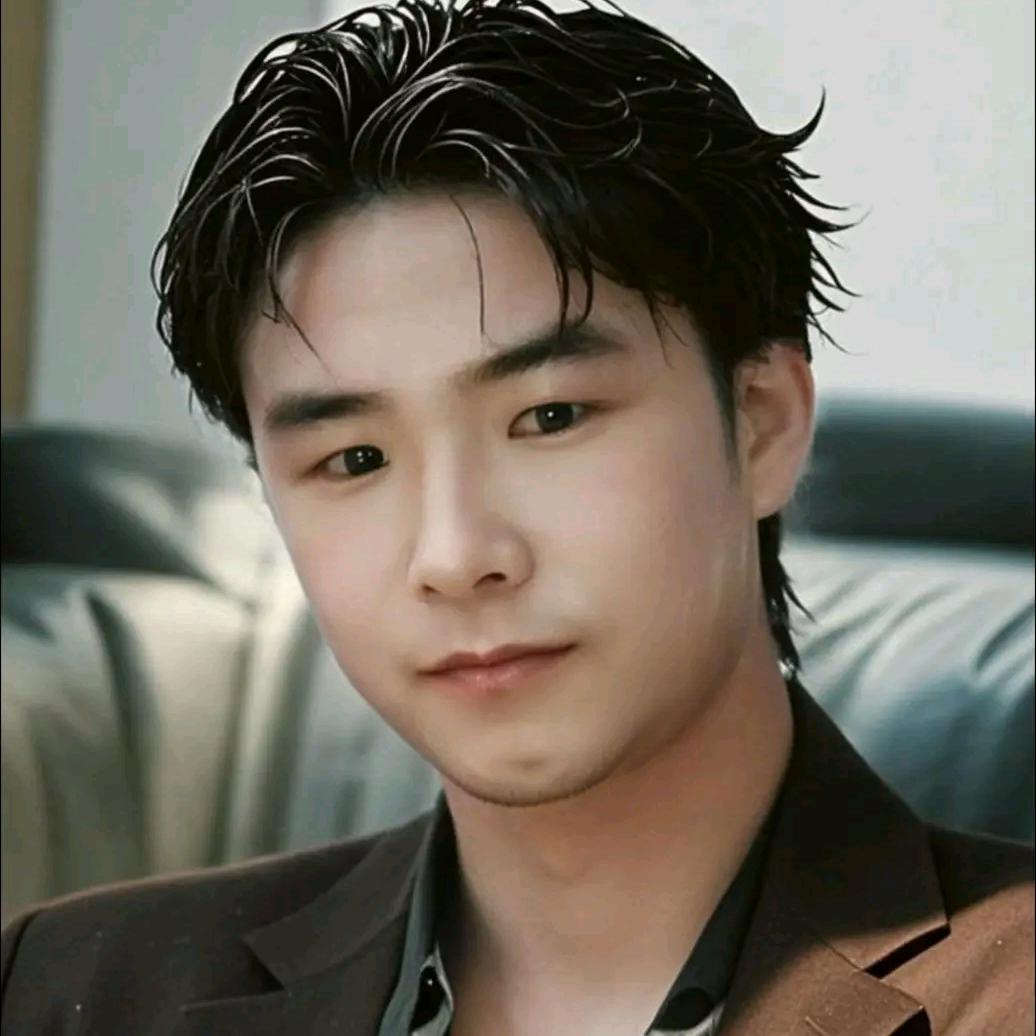 苹果城阿伟(专业批墙）