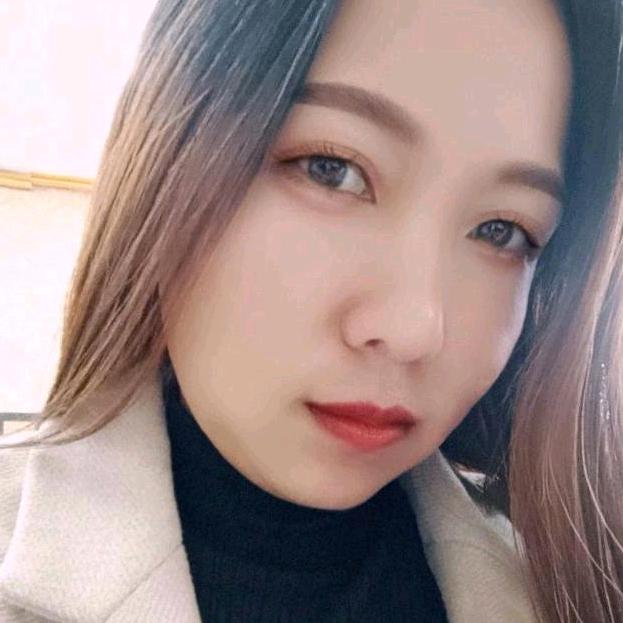 卖缝纫机的小姐姐