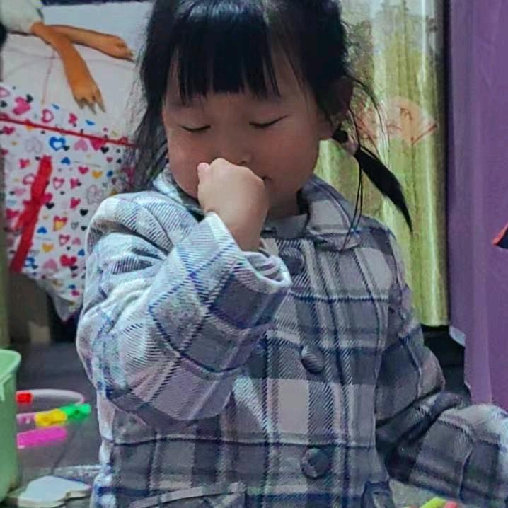 耳钉￥追光:菲菲*毒药