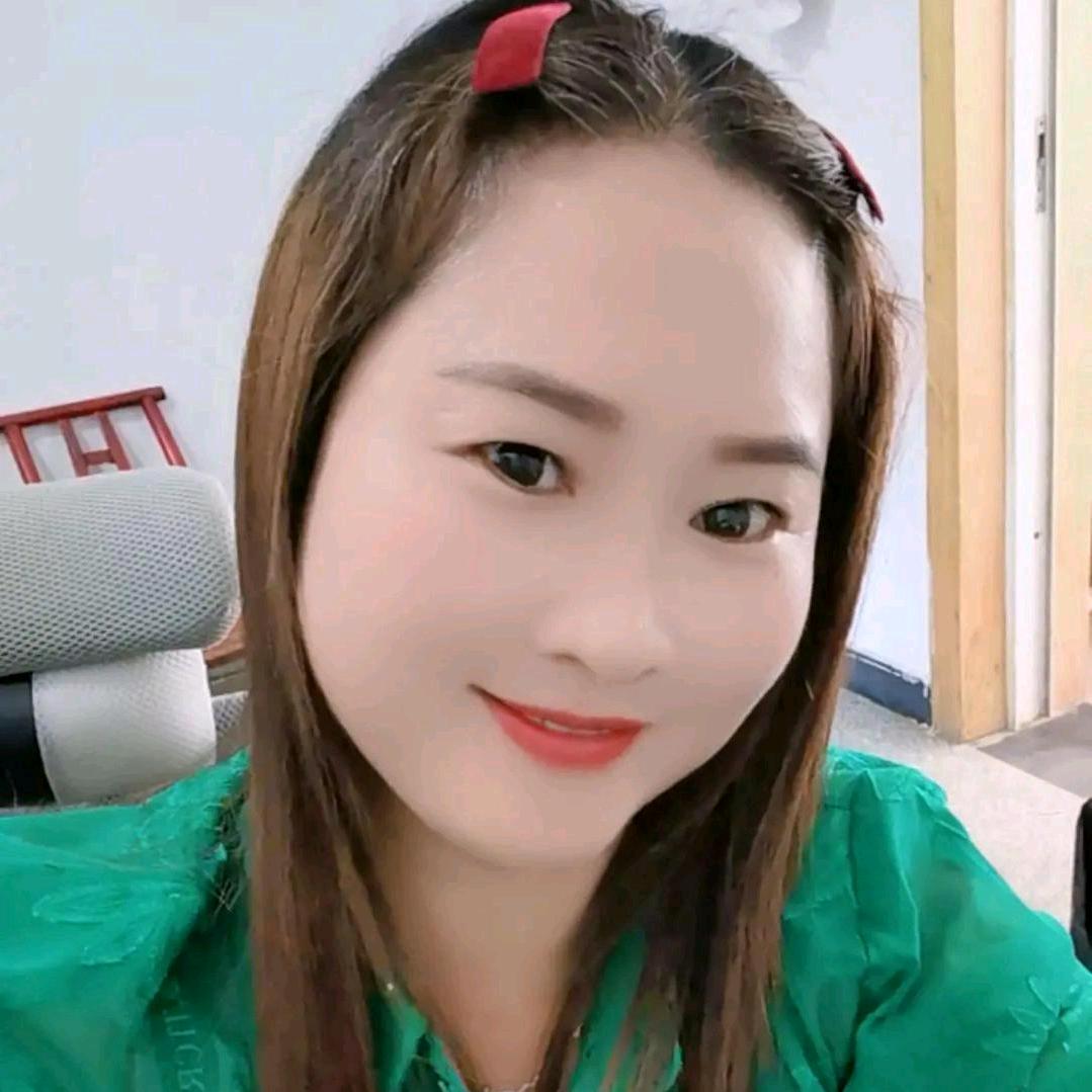 用户572770151831对面的女孩看