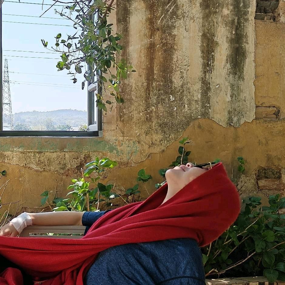 舞弄艺思谷