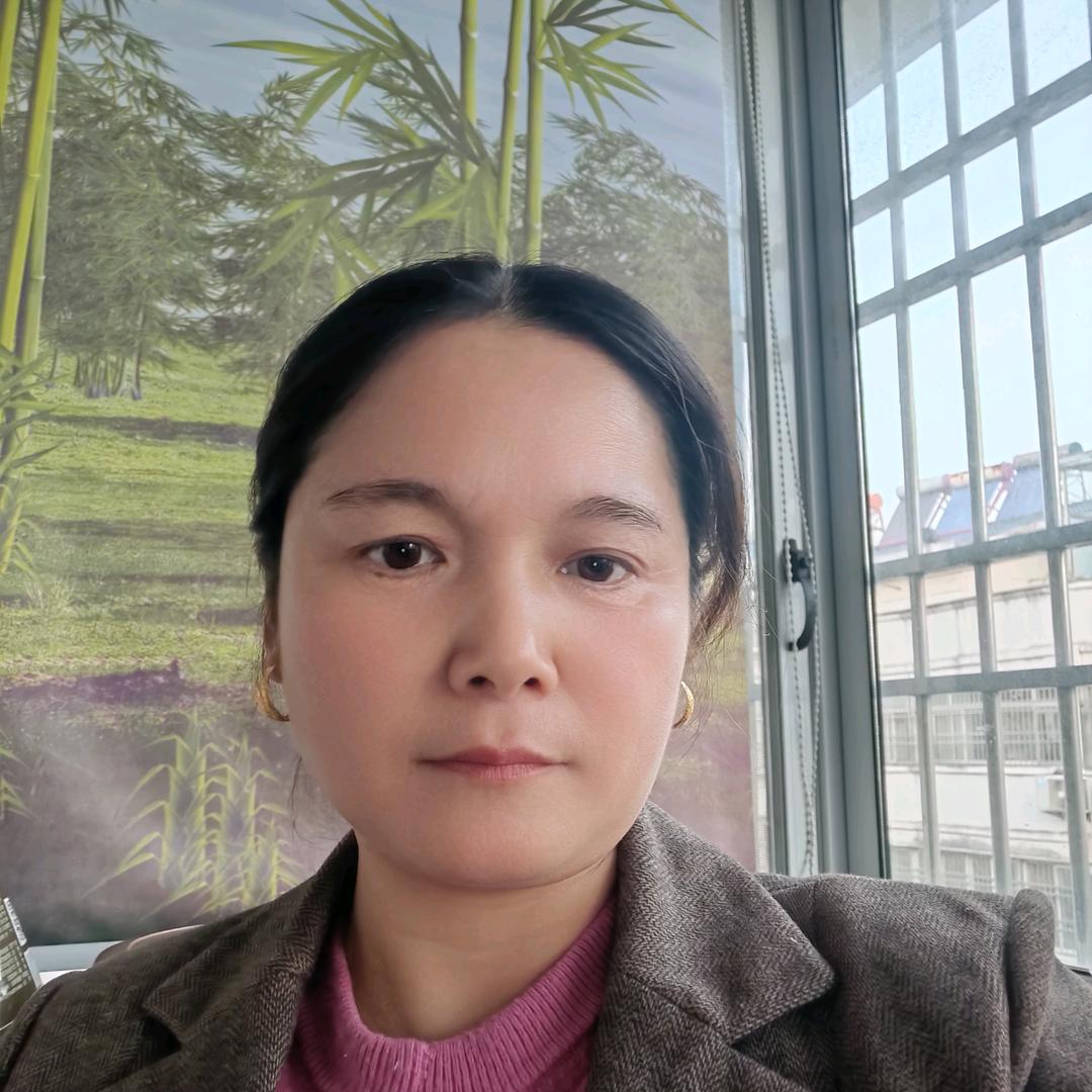 周杨珍（世纪：家怡家私工厂店）