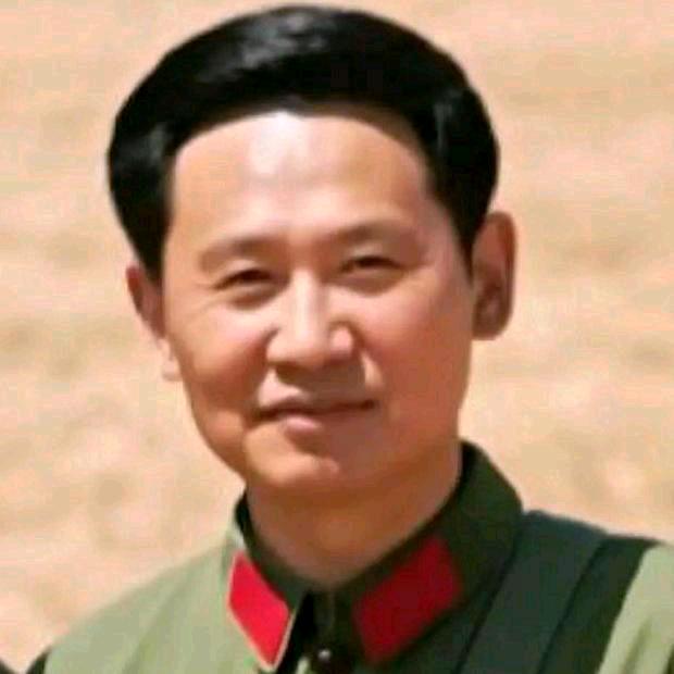军旗飘扬