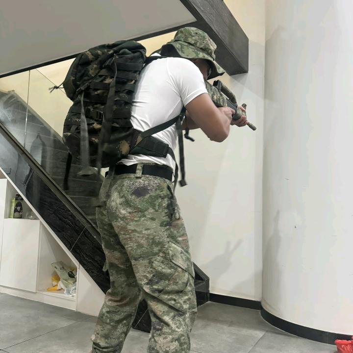 兵哥哥外卖🐴搬砖人