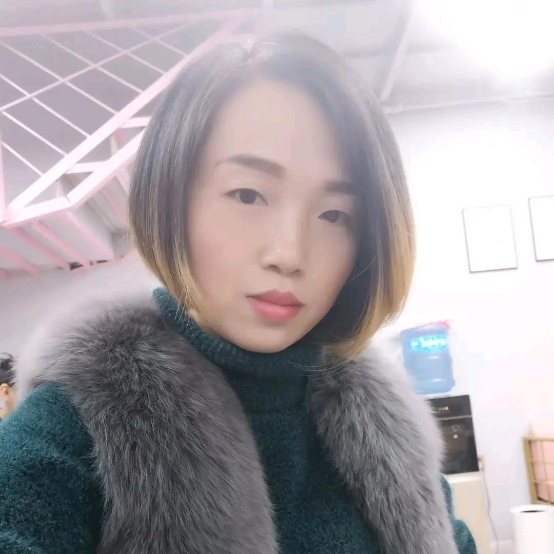 ღ᭄💞向家ོএ菇娘ღ᭄ 💞: 🦋