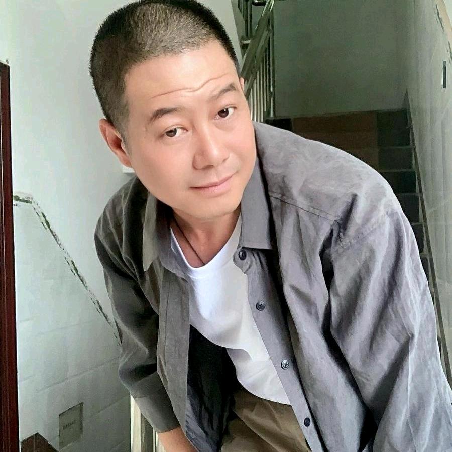 文   哥