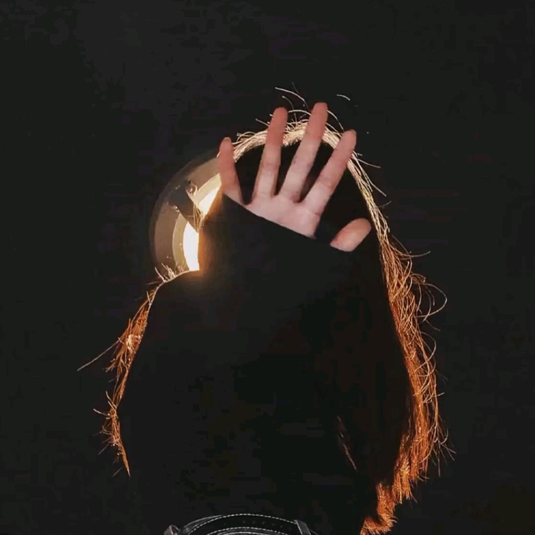 γ