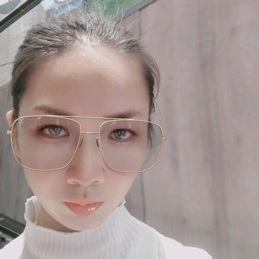 花🌸落何必