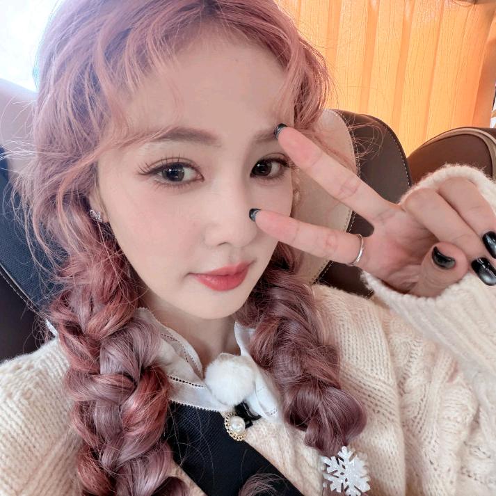 AdamB^lu🎐（上学不活）