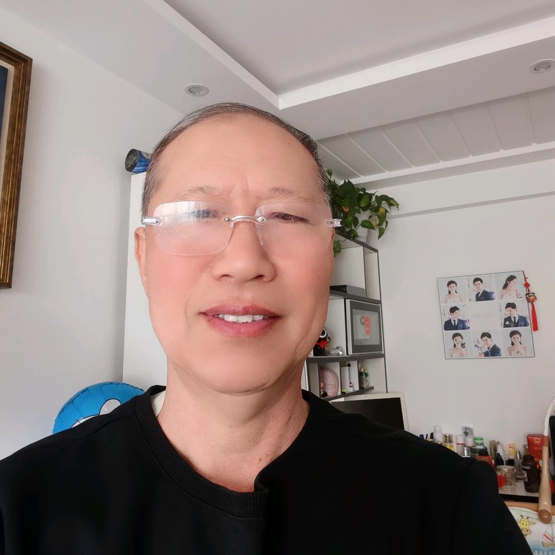 二小仔（早上6点38分开播）