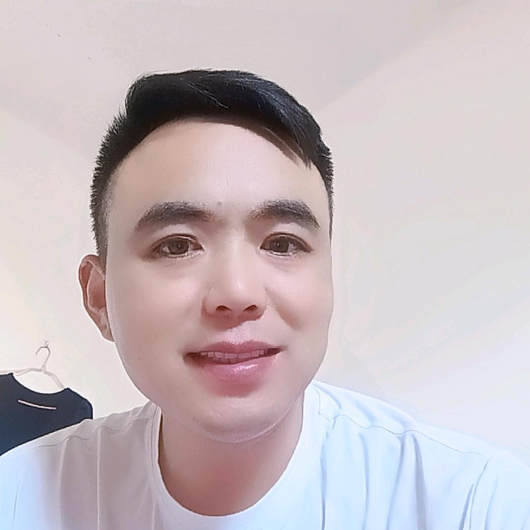 豆高建：白天卖门窗：晚上唱情歌