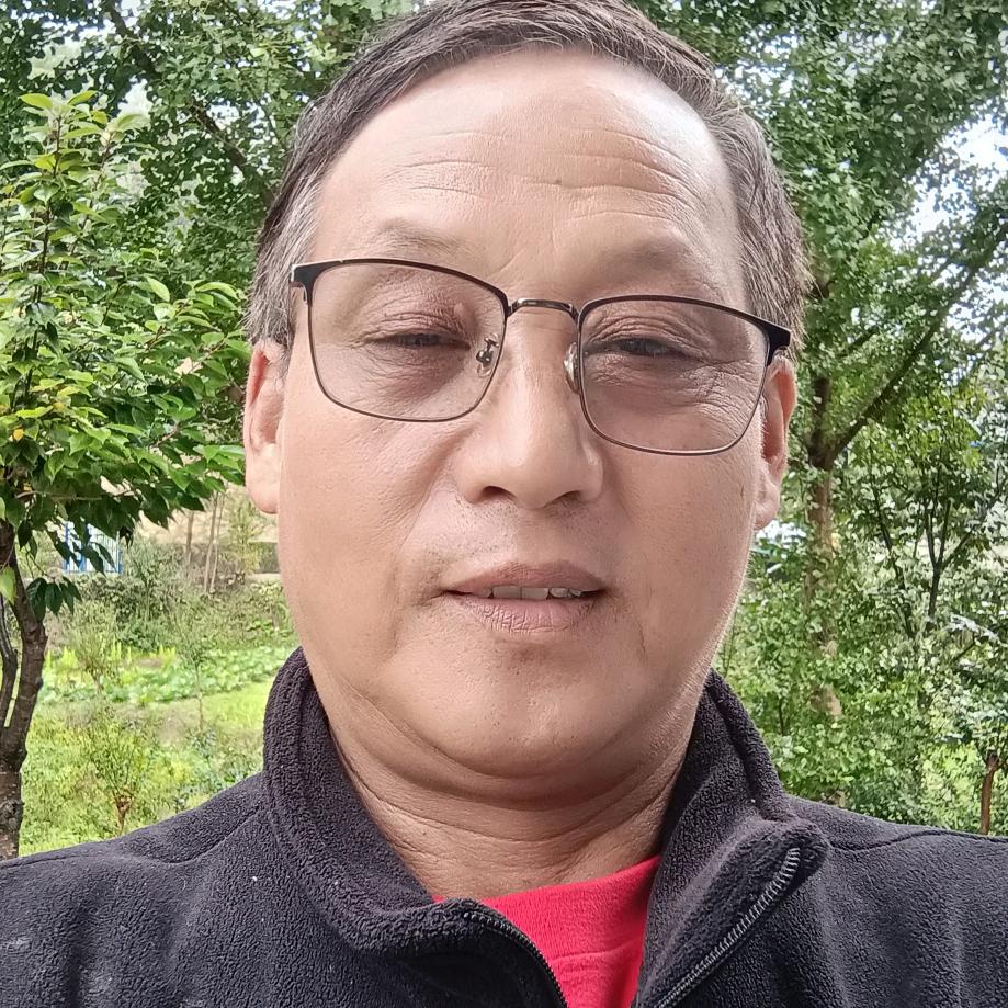 张成富