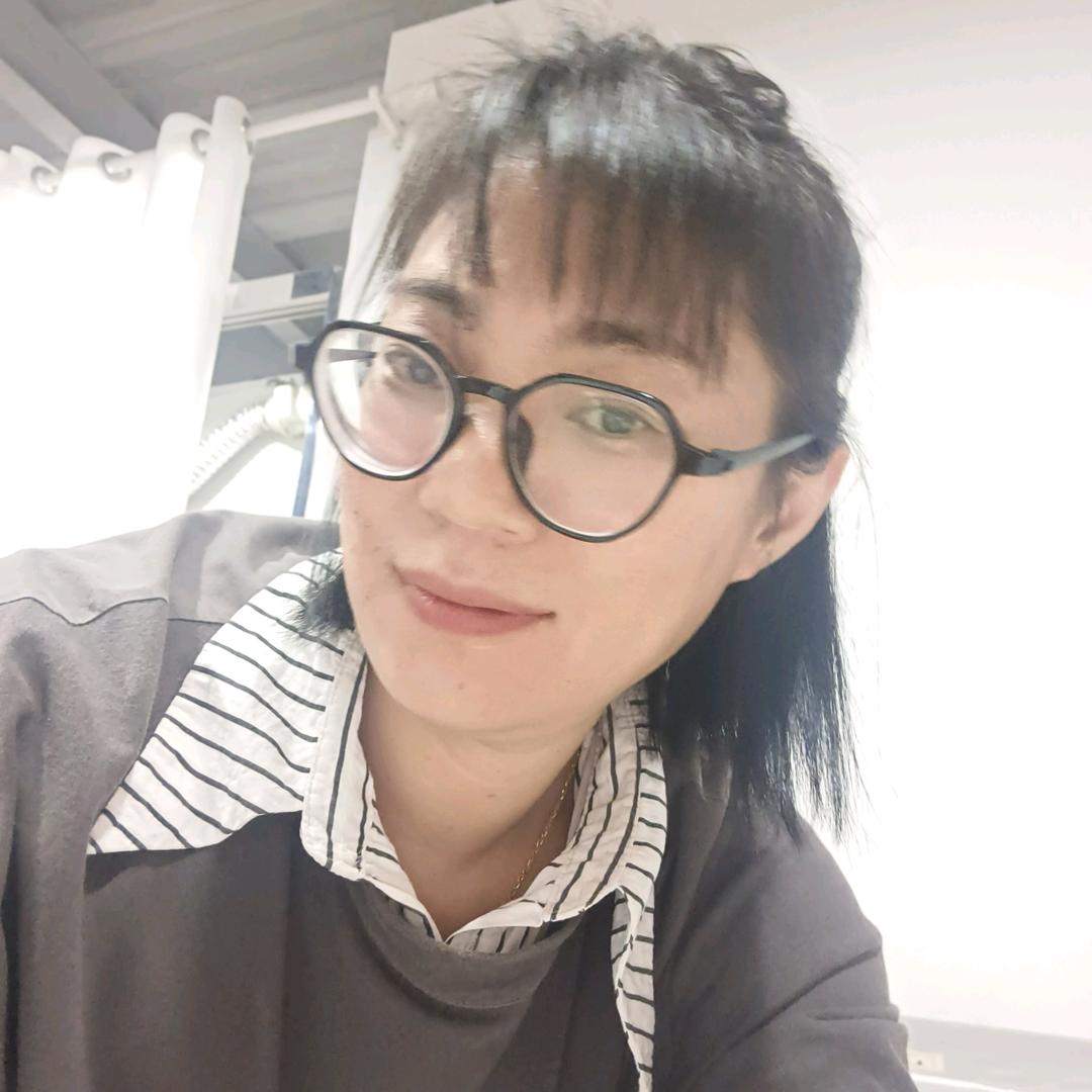 彩彩，《户外推拿》《手艺人》