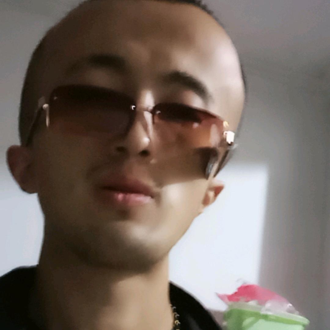 城西大头天天都快乐。。😂😂😂😂?