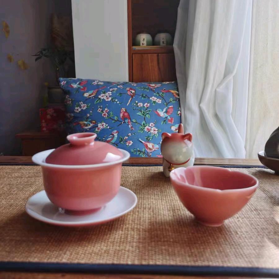 橘色气球
