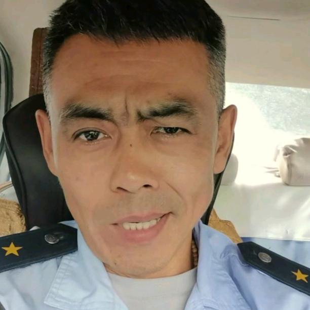 尔滨的的哥